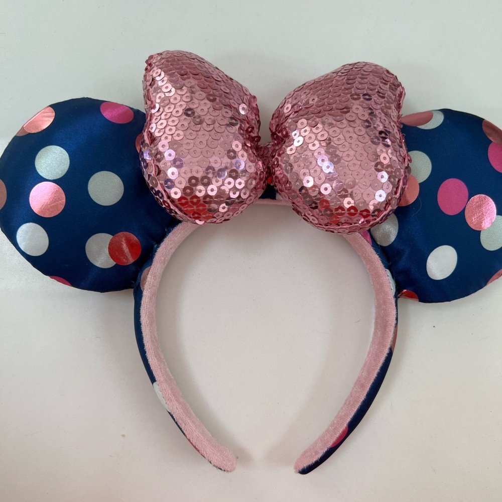 Disneyland Disney Parks Minnie mouse rock the dots headband NWOT
